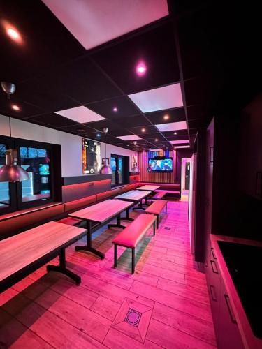 Direktdruck auf Glas für Verkostungsraum